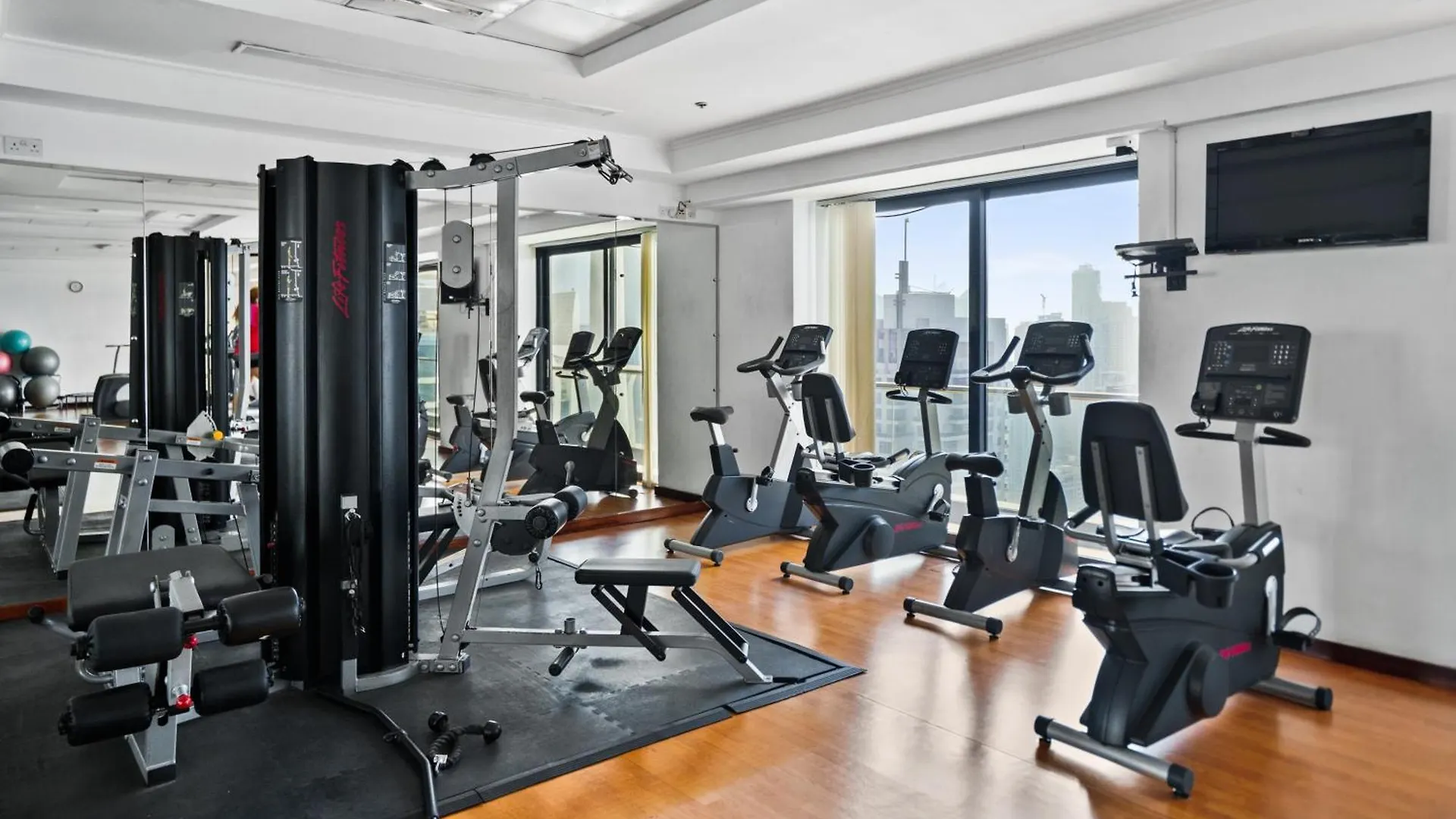 Urban Studio Apartment In Goldcrest Views Jlt Dubai